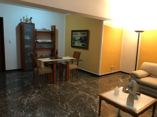 Cómodo Y Espacioso Apartamento Ubicado En Horizonte De 178 M2 Con Una Hermosa Terraza. Totalmente Operativo Y Listo Para Mudarse