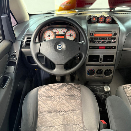 Fiat Idea 1.8 Adventure Flex 5p