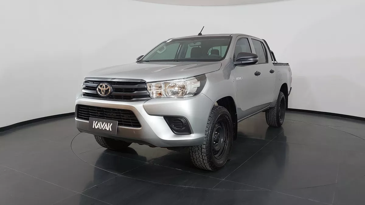 Toyota Hilux STD CD