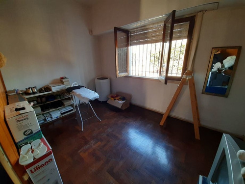 Imagen 10 de 14 de Casa Con Departamento En Venta En Ituzaingo Sur