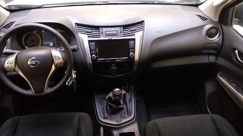Nissan Frontier 2.3 Xe Cd 4x4 Mt