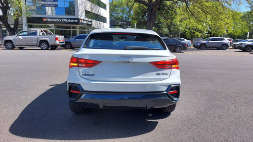 Audi Q3 Sportback 1.4 35tfsi Sportback 150 Cv
