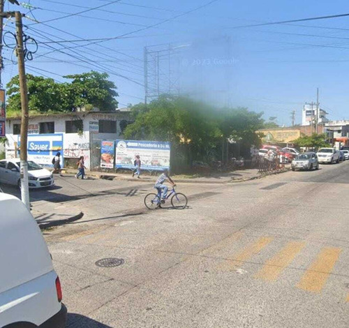Terreno Comercial · Avenidas Miguel Aleman Y Rafael Hernandez Ochoa · 300m2