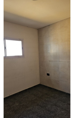 Departamento 2 Ambientes | Morón Centro | En Planta Baja Con Patio
