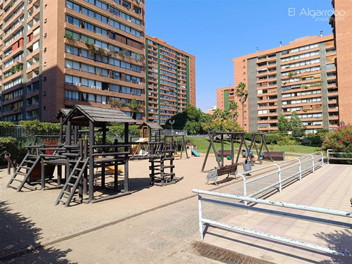 Impecable Dpto. En Condominio 3 Dorm Más Servicios, Vitacura