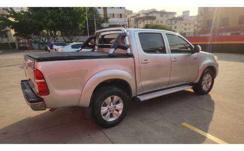 Toyota Hilux 3.0 SRV 4X4 CD 16V TURBO INTERCOOLER DIESEL 4P AUTOMÁTICO