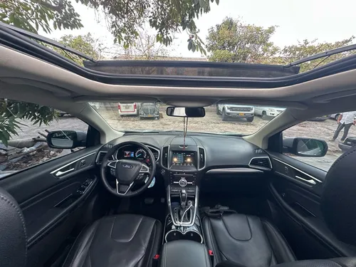 Ford Edge 2.0 Titanium