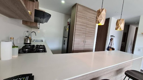 Imagen 7 de 24 de Apartamento En Arriendo Loma Del Escobero 622-17024