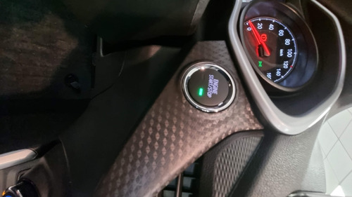 Imagen 11 de 15 de Chevrolet Onix Lt Tech 5p