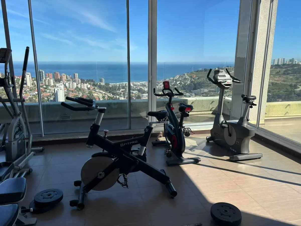 Imagen 4 de 12 de Arriendo Depto Reñaca 3d2b1e Con 3 Piscinas (177171)