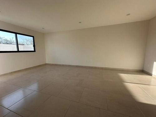 Hermosa Casa En Venta Entre El Refugio Y Zibatá, Diseño De Autor, Premium!