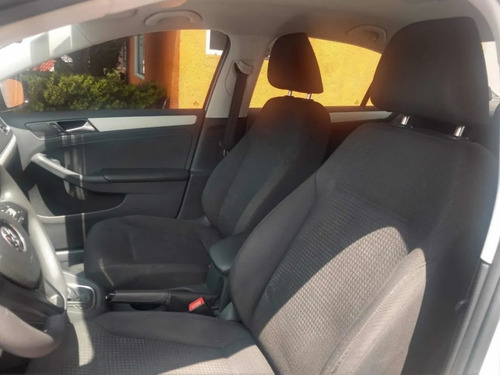 Imagen 9 de 11 de Vw Jetta Trendline 2017 Plata Blanco Garantia