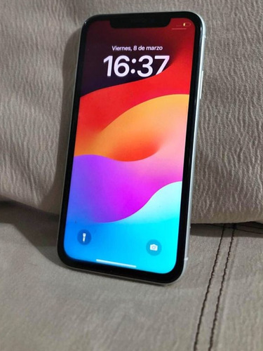 iPhone XR De 64gb Libre Sin Detalles 