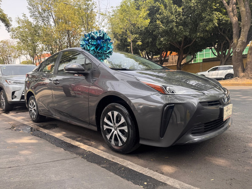 Toyota Prius 1.8 Base Cvt