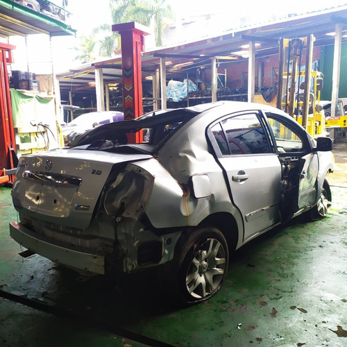 Sentra 2.0 Automatico 2011/12 (sucata)