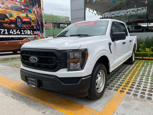 Ford F-150 3.3 XL Doble Cabina V6 4x2 At
