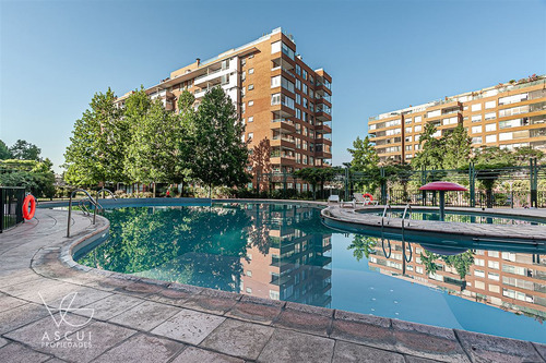 Departamento En Venta De 4 Dorm. En Vitacura