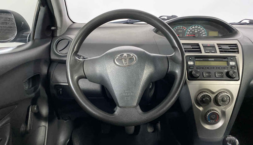 Imagen 15 de 15 de 118596 - Toyota Yaris 2014 Con Garantía