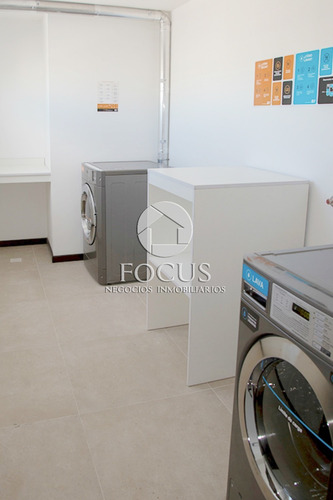 Venta Apartamento Monoambiente. Con Renta. Pocitos