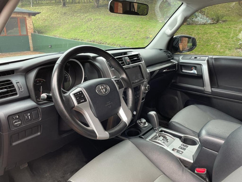 Toyota 4runner Sr5 At 4x4