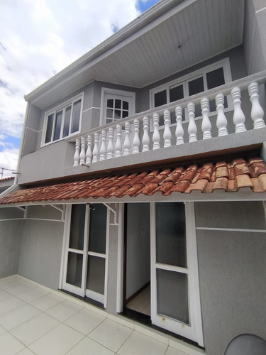 Sobrado Triplex 180m2 - Alto Boqueirão Condomínio Fechado