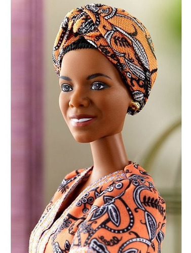 Imagem 3 de 9 de Barbie Inspiring Women Maya Angelou 2021 Escritora Signature