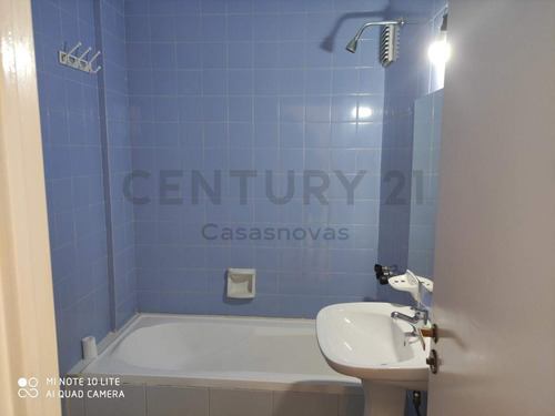 Departamento De 2 Ambientes Sobre Av Cabildo Al 2400 Piso Alto Con Vista Abierta