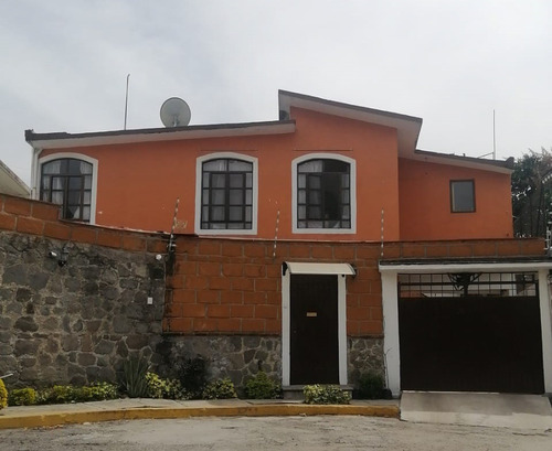 Casa En Venta, En Privada, Remodelada, Col. Jacarandas