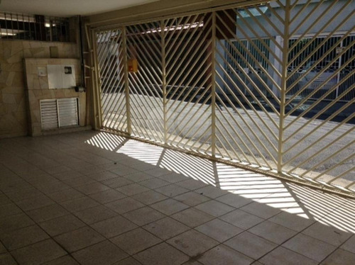 Imagem 13 de 25 de Construção Sólida E Muito Bem Conservada - Bairro Nobre -amplos Espaços - Reo47035