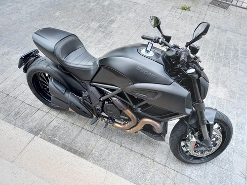 Ducati Diavel Dark