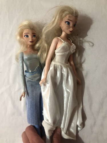 2 Muñecas Barbie De Elsa Con Detalles (Usado)