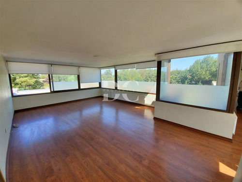 Casa En Venta De 5 Dorm. En Colina Chicureo, Las Brisas