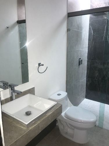 Imagen 15 de 25 de Casas Residenciales En Venta, Fraccionamiento Monte Olimpo,