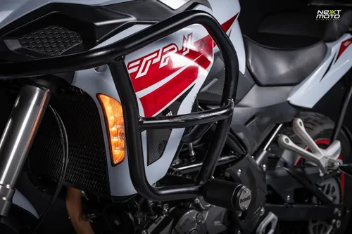 Benelli Trk 251