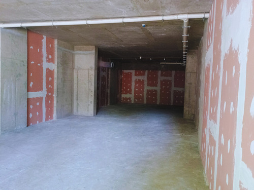 Local Comercial Amplio Con Terraza En Providencia, Placa Com