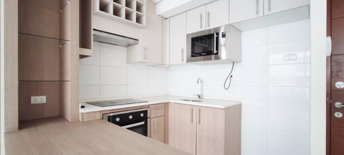 Depto 2 Dorm., 2 Baños, Estac. Y Bodega A Pasos De Metro.