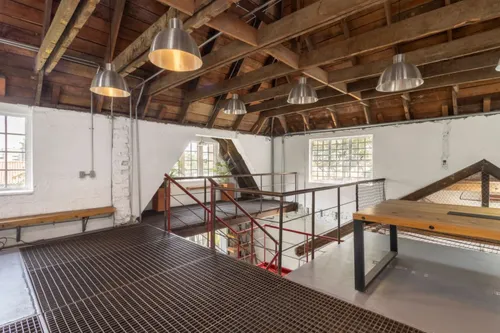 Casa En Arriendo/venta En Bellavista. Cod V22305