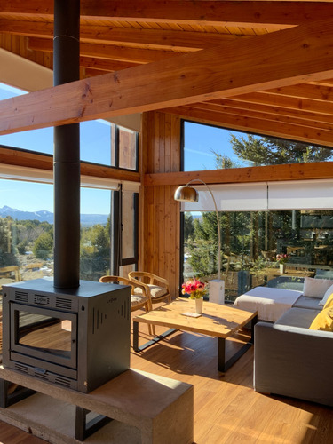 Venta Casa 2 Dormitorios San Martin De Los Andes Con Cochera