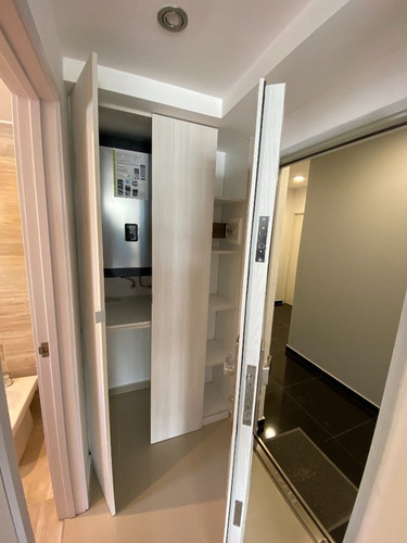 Venta Depto 1 Dormitorio Con Balcon Corrido Al Frente - A Estrenar
