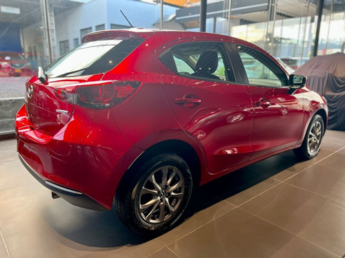 Imagen 5 de 20 de Mazda 2 Sport Tuoring 2023