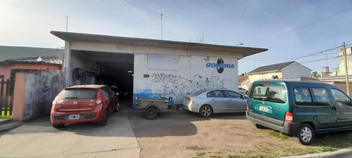 Galpon Con Losa Para Construir En Planta Alta - Zona: Villa Primera