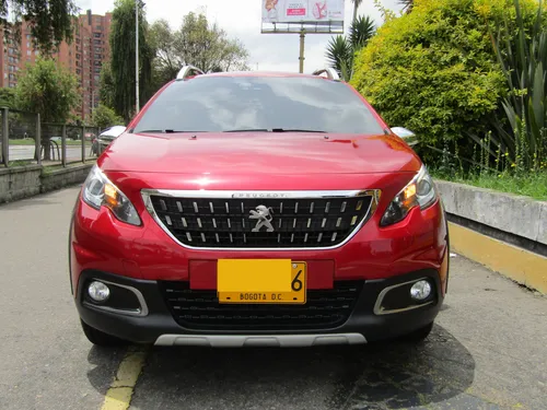 Peugeot 2008 1.2 Francesa Allure Mt