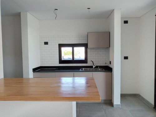 Imagen 8 de 26 de Casa En Venta En Barrio Santa Rita
