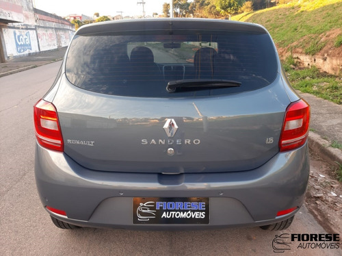 Imagem 6 de 11 de Renault Sandero
