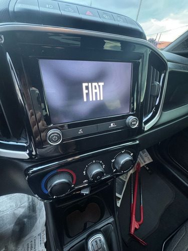 Fiat Strada 1.3 Freedom Cab. Dupla Flex 4p