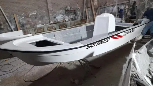 Lancha Tracker Condor 520 Base 1 Con Consola
