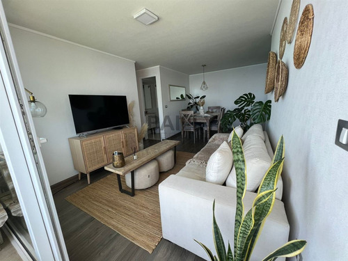 Departamento En Venta De 3 Dorm. En Concón