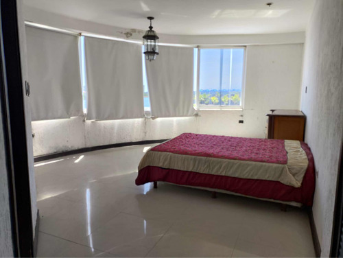 Se Vende Quinta En Puerto Encantado Higuerote- Vm