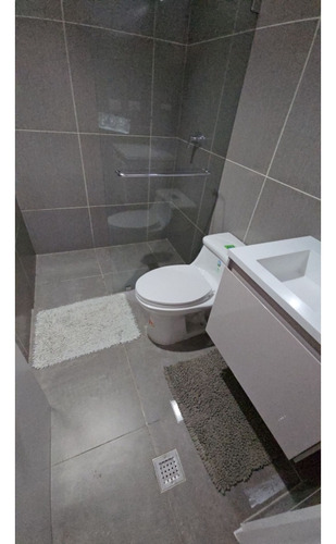 Apartamento En Venta 165 M2 - Urb. Country Club