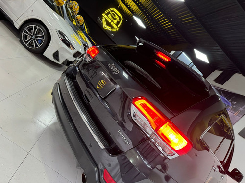 Jeep Grand Cherokee 3.6 Limited V6 4x2 At